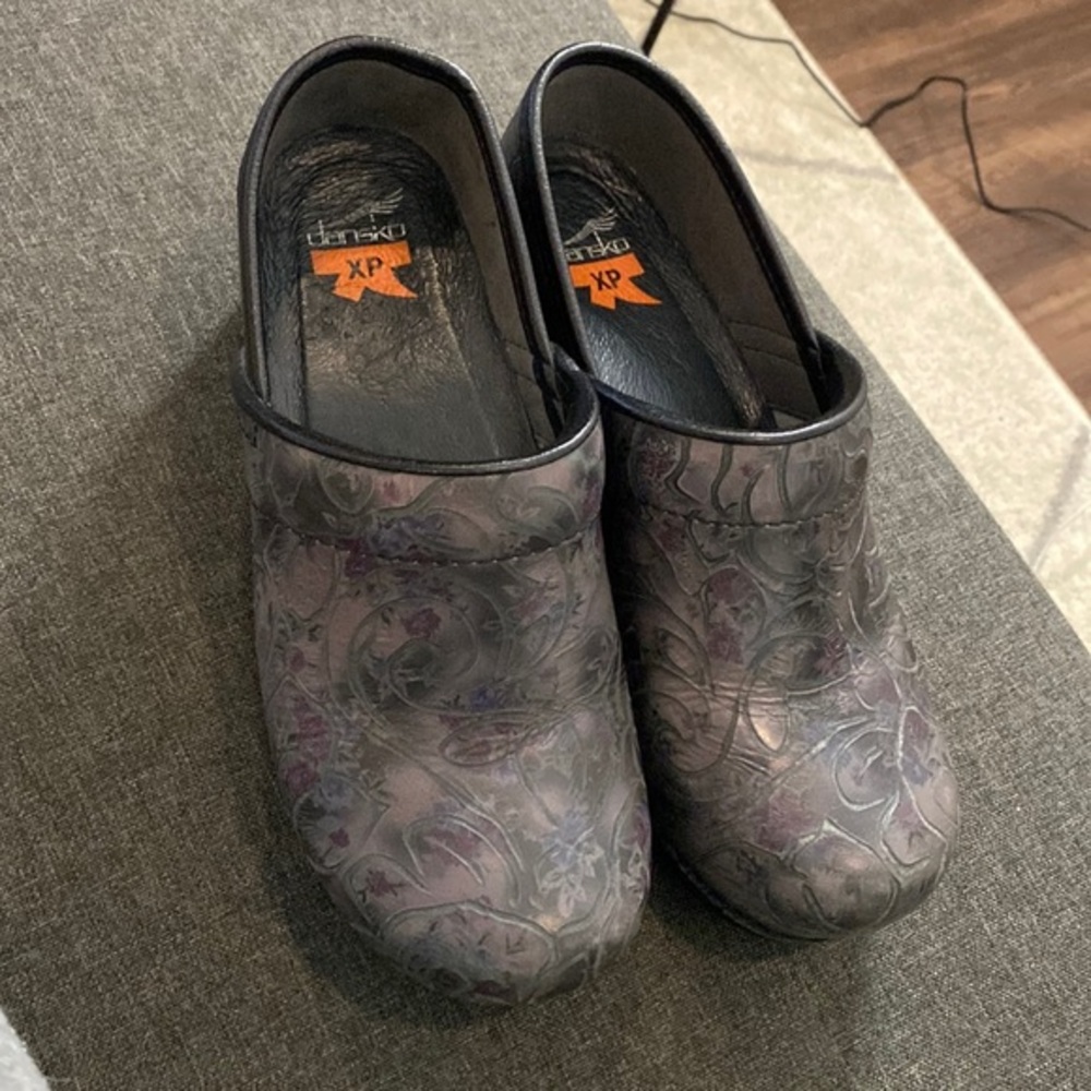 Dansko XP‎ Clogs - Picture 2 of 6